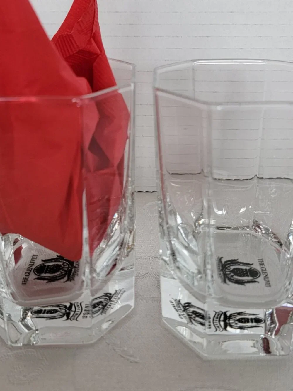NIB Set of 2 The Glenlivet whisky rocks glasses RARE BLACK LOGO Octagon Shape